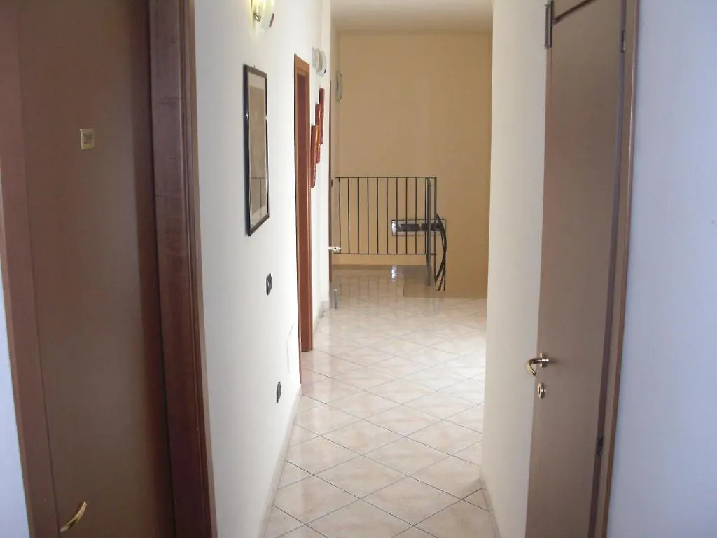 Hotel Legnano 2*,