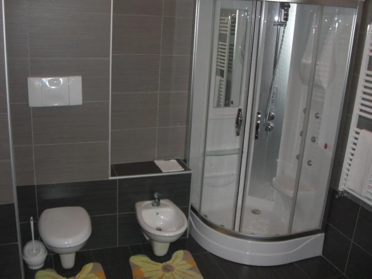 Hotel Legnano 2*,